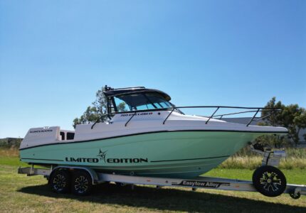 Haines Hunter Unveils the NEW 760 Enclosed Black Edition